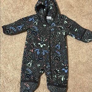 Columbia Fleece Black and Blue Bunting